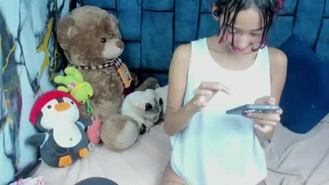 Snapshot of valentinaklean1 chatting on June 22, 4:09 am valentinaklean1 online show from June 22, 4:09 am