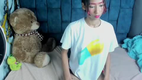Snapshot of valentinaklean1 chatting on July 2, 3:34 am valentinaklean1 online show from July 2, 3:34 am