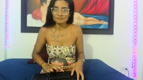 Snapshot of valentinalov chatting on January 24, 6:25 pm Valentina online show from January 24, 6:25 pm