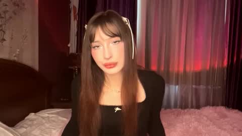 Milla online show from February 4, 1:17 pm