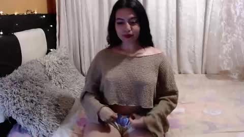 Snapshot of valentinasmith18 chatting on March 28, 6:40 pm valentinasmith18 online show from March 28, 6:40 pm
