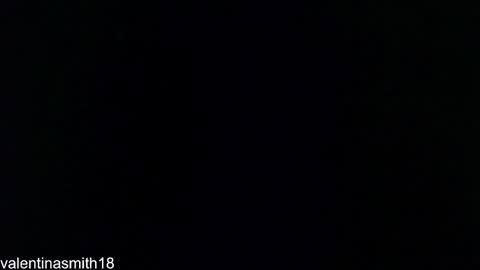 Snapshot of valentinasmith18 chatting on April 7, 2:34 am valentinasmith18 online show from April 7, 2:34 am