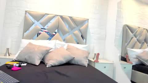VALENTINA online show from June 13, 11:52 am