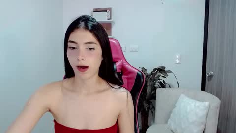 Valentina  online show from November 3, 12:46 am