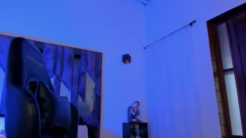  online show from September 18, 2:08 pm