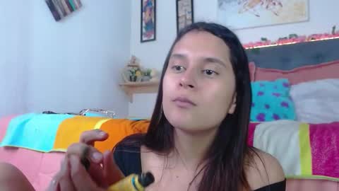 Snapshot of valentini_villa chatting on October 25, 7:41 pm V A L E N T I N I online show from October 25, 7:41 pm