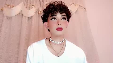 Marian online show from December 14, 11:53 pm