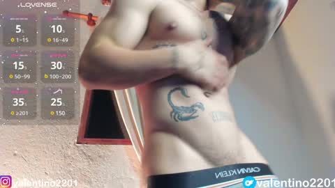 valentino online show from December 18, 3:58 am