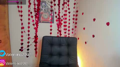 valentino online show from February 25, 4:24 am