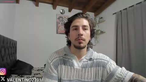 valentino online show from October 20, 1:28 am