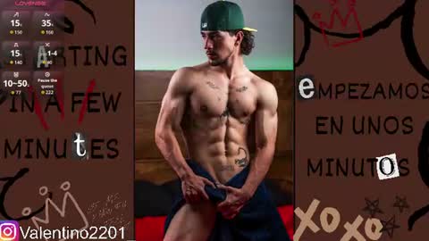 Snapshot of valentino_2201 chatting on July 19, 12:58 am Valentino - 15 OFF valentino2201 online show from July 19, 12:58 am
