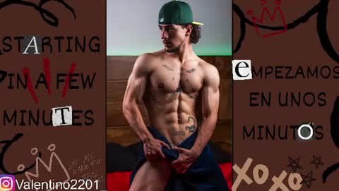 Snapshot of valentino_2201 chatting on July 29, 2:10 am Valentino - 15 OFF valentino2201 online show from July 29, 2:10 am