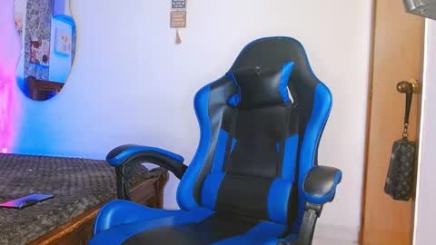 Mistery Guy online show from October 10, 10:53 pm