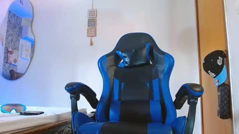 Mistery Guy online show from October 28, 5:15 pm