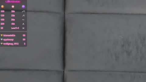 Snapshot of valentino_moon chatting on January 18, 6:34 am valentino moon online show from January 18, 6:34 am