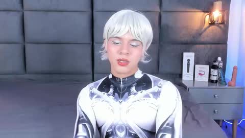 Snapshot of valentino_moon chatting on September 21, 2:35 am valentino moon online show from September 21, 2:35 am