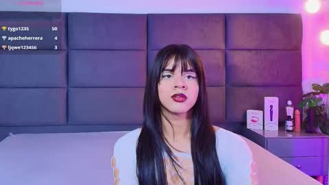 valentino moon online show from January 19, 2:59 am