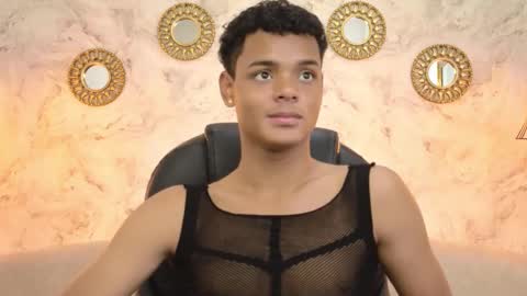 valentino_thompson online show from September 14, 7:57 pm