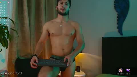 Valentino online show from October 2, 12:17 am