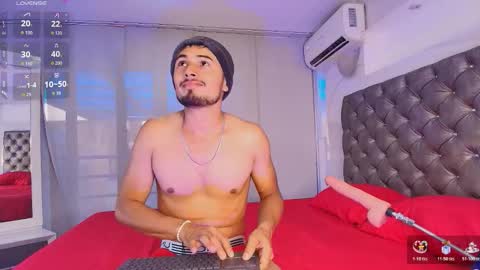 Snapshot of valentinos_ chatting on March 25, 9:43 pm Valentinos online show from March 25, 9:43 pm