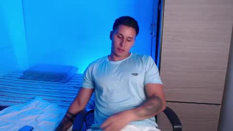 VALENTINO online show from March 31, 12:45 am