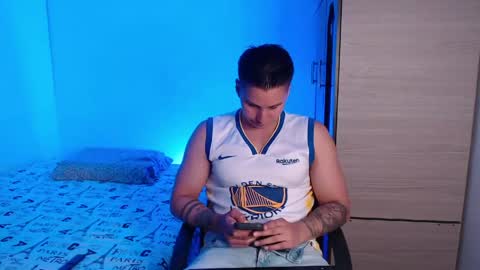 Snapshot of valentinosex_1 chatting on May 7, 8:36 pm VALENTINO online show from May 7, 8:36 pm