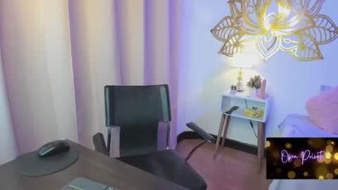 Valery And Daniel online show from October 31, 12:33 am