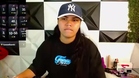 Snapshot of valeri_harpers4 chatting on February 19, 2:18 am valeri_harpers4 online show from February 19, 2:18 am