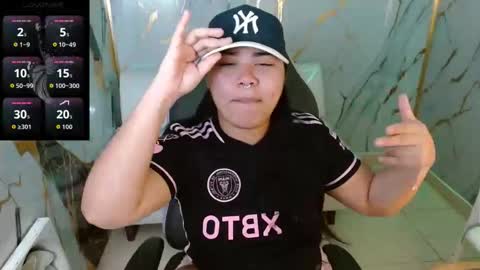 Snapshot of valeri_harpers4 chatting on March 18, 1:36 pm valeri_harpers4 online show from March 18, 1:36 pm