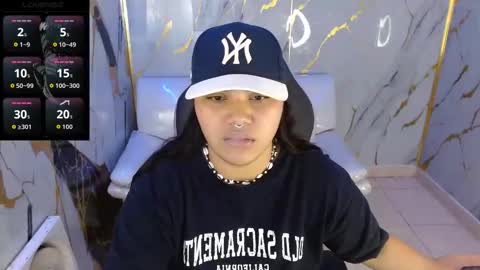 Snapshot of valeri_harpers4 chatting on March 25, 11:33 pm valeri_harpers4 online show from March 25, 11:33 pm