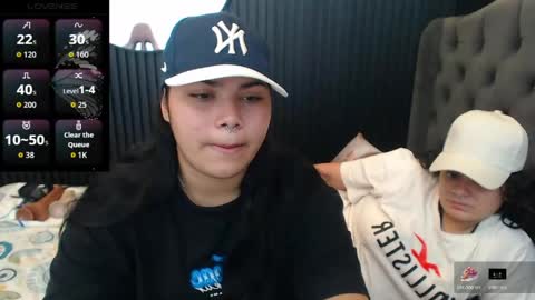 valeri_harpers4 online show from April 25, 2:47 pm