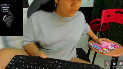 valeri_harpers4 online show from July 1, 9:25 pm
