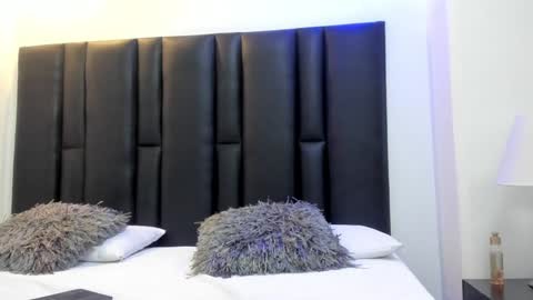 valeri_tafur online show from December 27, 10:55 am