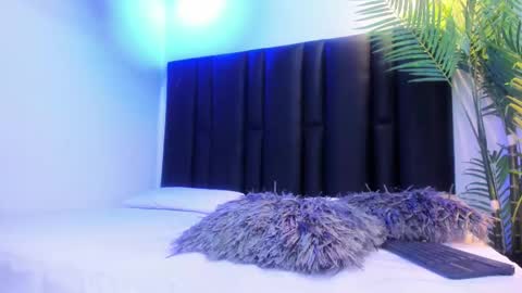 valeri_tafur online show from October 3, 11:02 pm