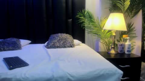 valeri_tafur online show from November 30, 11:03 am