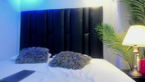 valeri_tafur online show from December 16, 11:04 am