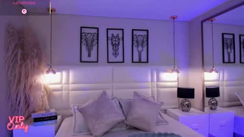 valeria_carter_ online show from February 4, 3:23 am