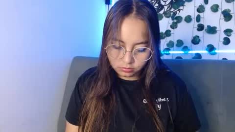 Snapshot of valeria_cherry chatting on January 26, 8:36 am valeria online show from January 26, 8:36 am