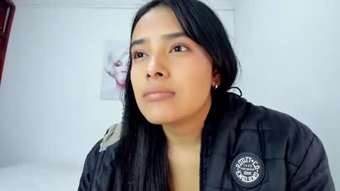 Snapshot of valeria_miller69 chatting on July 12, 3:03 pm valeria_miller69 online show from July 12, 3:03 pm