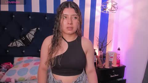 valeria_rouse28 online show from October 25, 5:30 pm