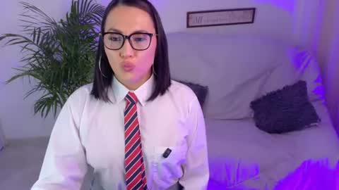 valeriaa cruz online show from July 10, 12:37 am