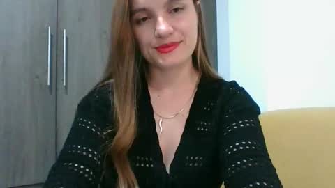 valeriafrannco online show from March 22, 4:27 am