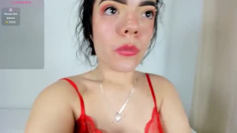 valerialoren online show from February 1, 2:10 am