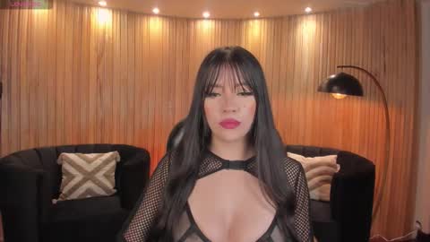 Snapshot of valeriariverax chatting on November 7, 4:01 am Valeria online show from November 7, 4:01 am