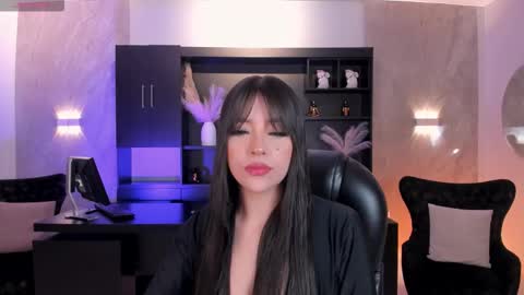 Snapshot of valeriariverax chatting on November 22, 3:49 am Valeria online show from November 22, 3:49 am