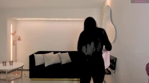 VALERIA ROSSI  online show from January 14, 11:16 am