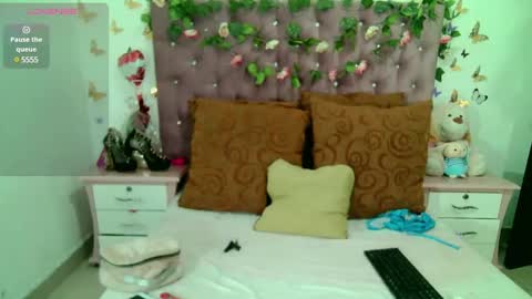 La valerie26 online show from February 25, 1:20 am