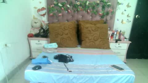 La valerie26 online show from October 18, 12:17 pm