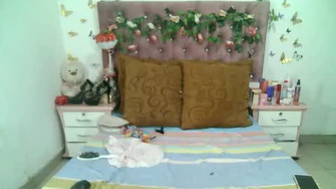 La valerie26 online show from November 16, 1:28 pm