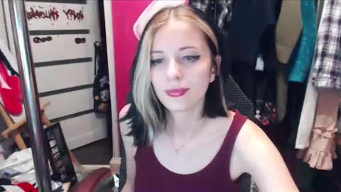 ValeriaXKiss online show from January 11, 6:12 pm